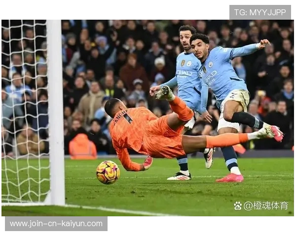 纽卡斯尔门将扑救化险为夷 纽卡斯尔门将扑救化险为夷